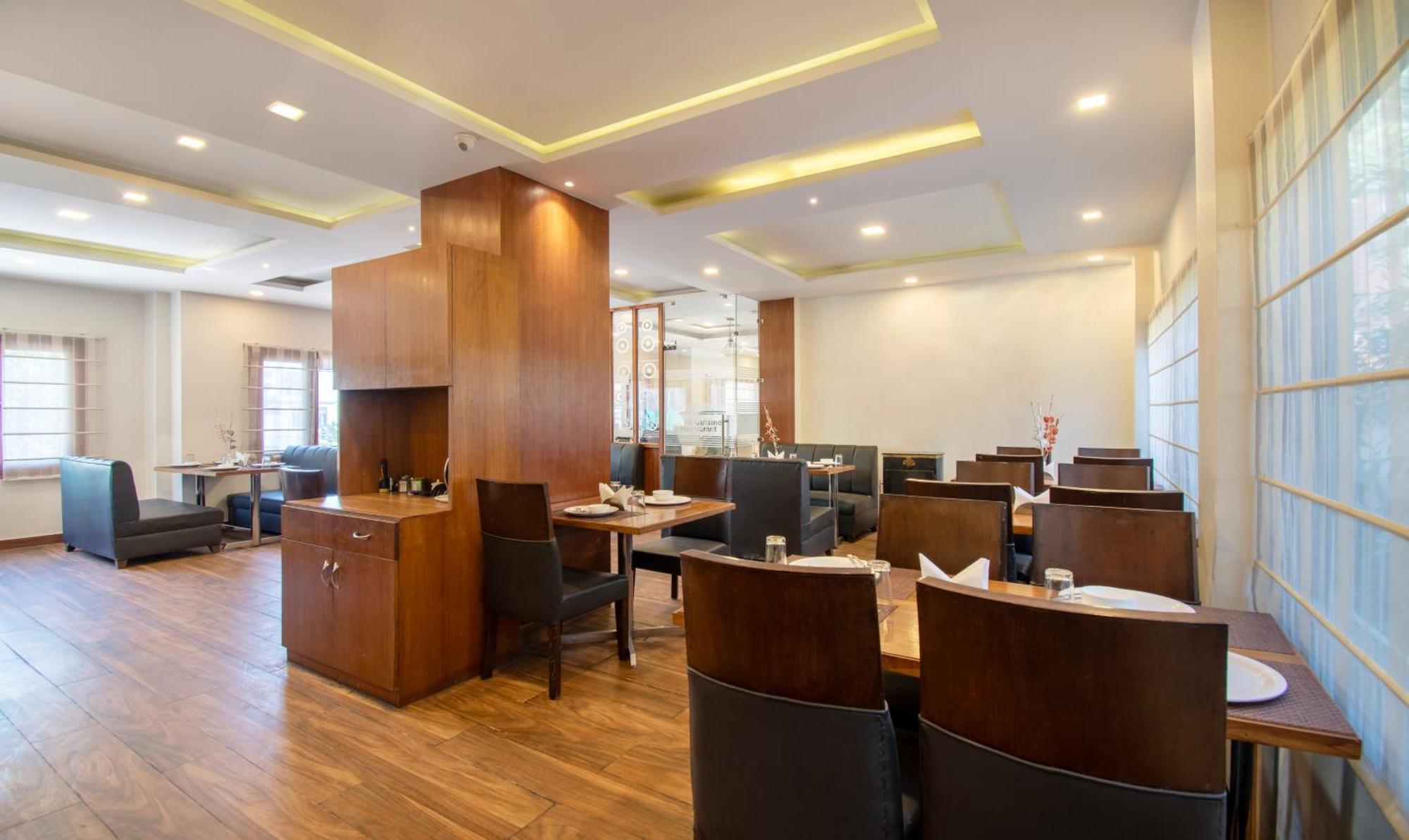 Hotel Ambika Residency, Near Hidimba Devi Temple Manāli Zewnętrze zdjęcie
