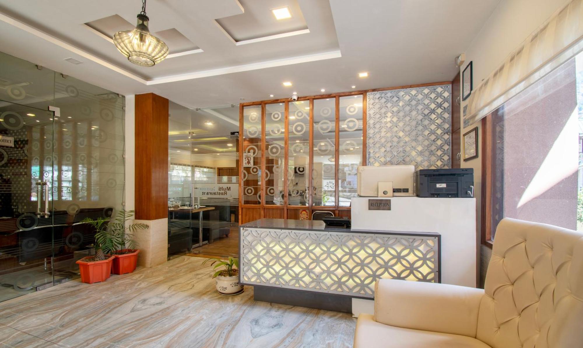 Hotel Ambika Residency, Near Hidimba Devi Temple Manāli Zewnętrze zdjęcie